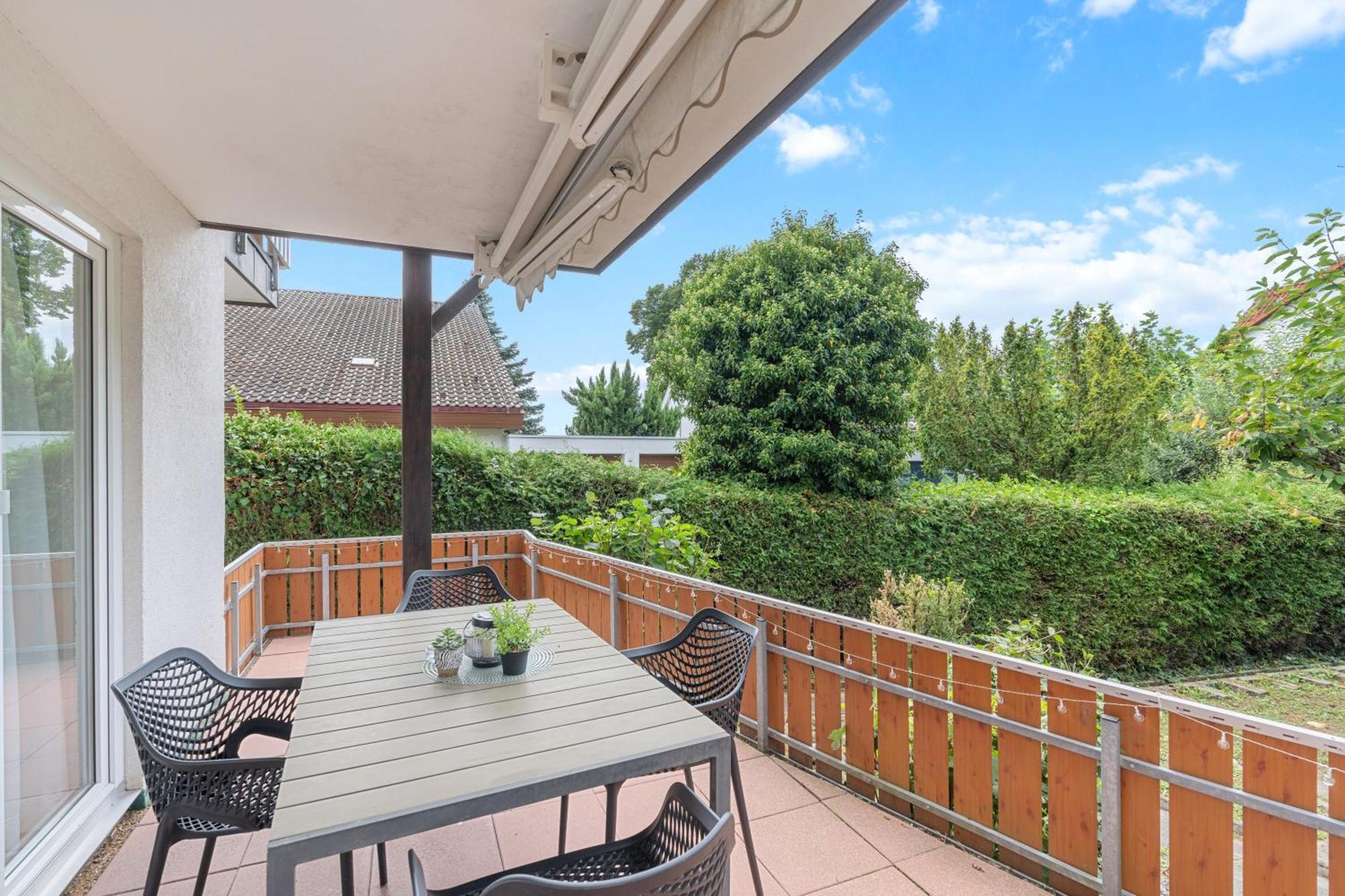 Anytime - Gaestehaus Am Weinberg In Ueberlingen Dış mekan fotoğraf