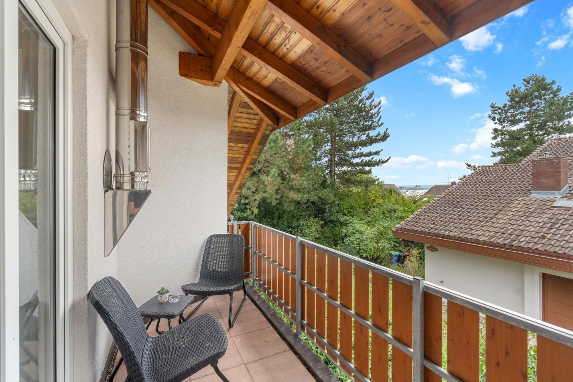 Anytime - Gaestehaus Am Weinberg In Ueberlingen Dış mekan fotoğraf